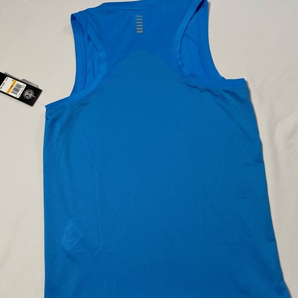 Under Armour Run HeatGear Running Tank Blue Small - Picture 3 of 7